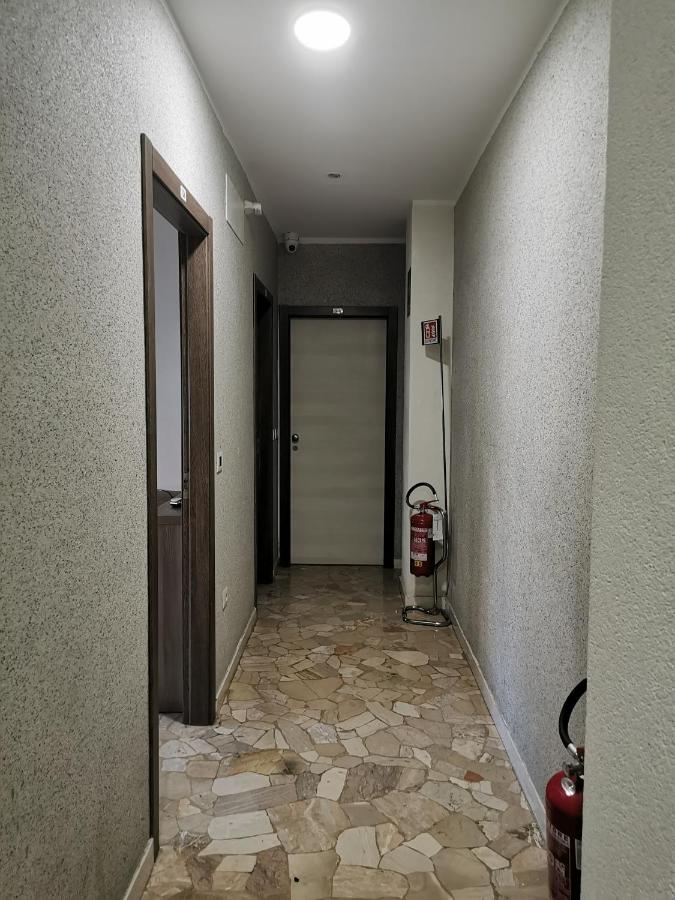 Hotel Bissi Milano Eksteriør bilde