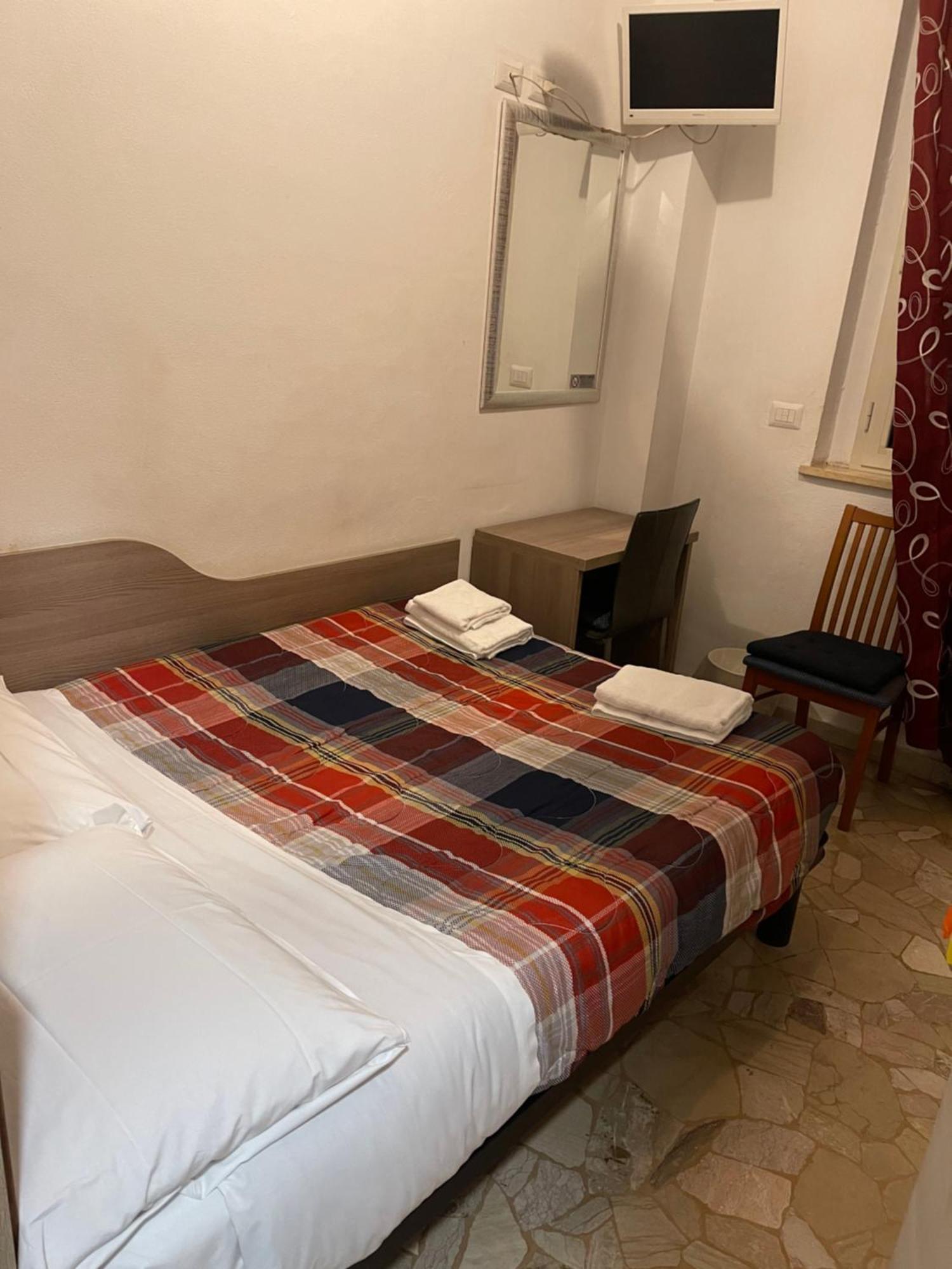 Hotel Bissi Milano Eksteriør bilde