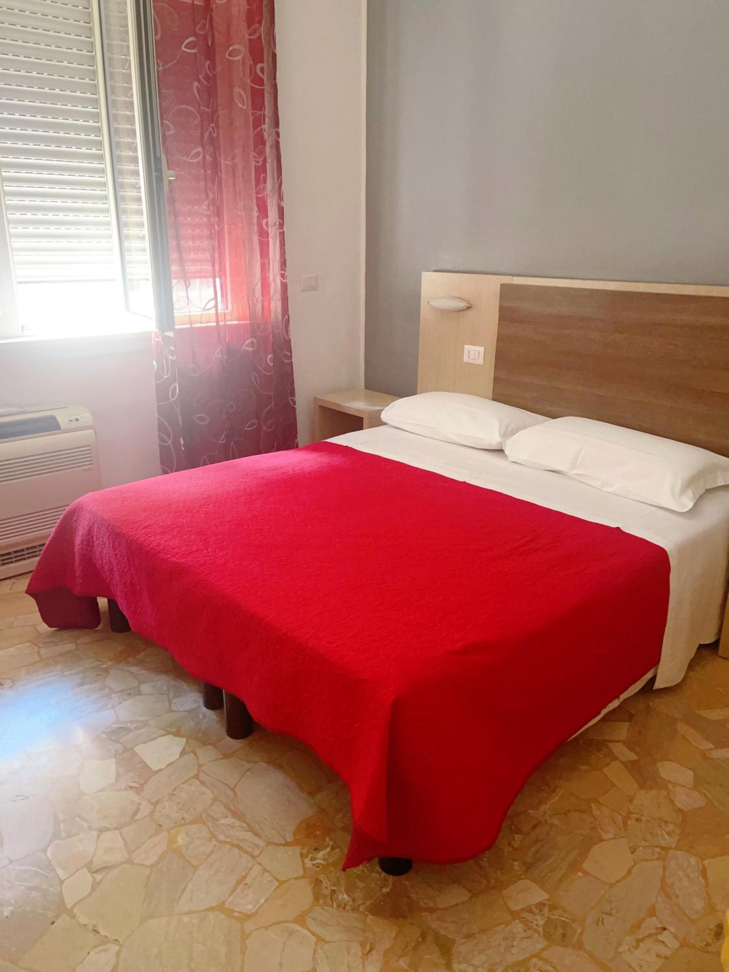 Hotel Bissi Milano Eksteriør bilde